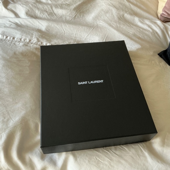 Saint Laurent Loulou medium quilted leather shoulder bag YSL - Picture 12 of 12